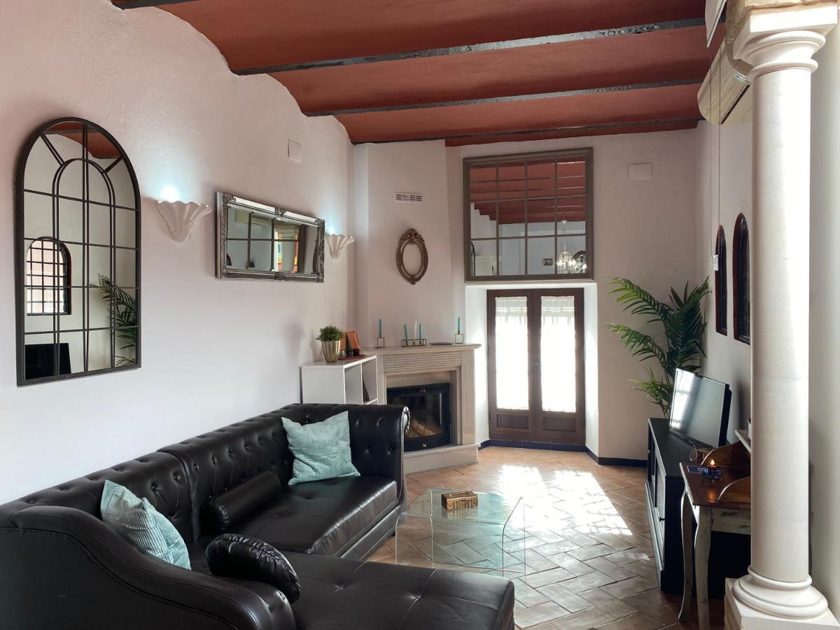 Апартаменты Casa Boutique Eros Кармона Экстерьер фото